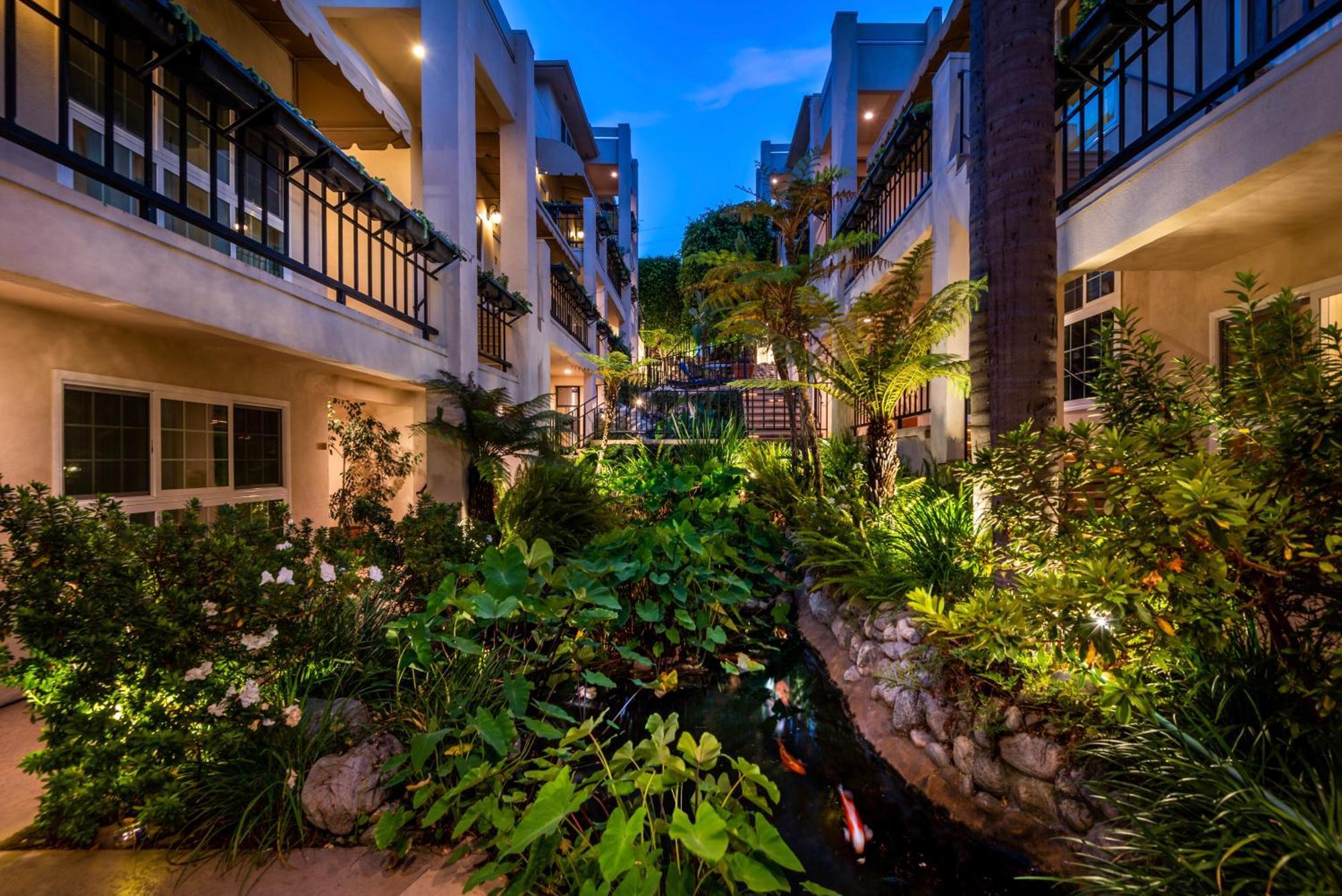 Beverly Hills Plaza Hotel & Spa — Photos 1